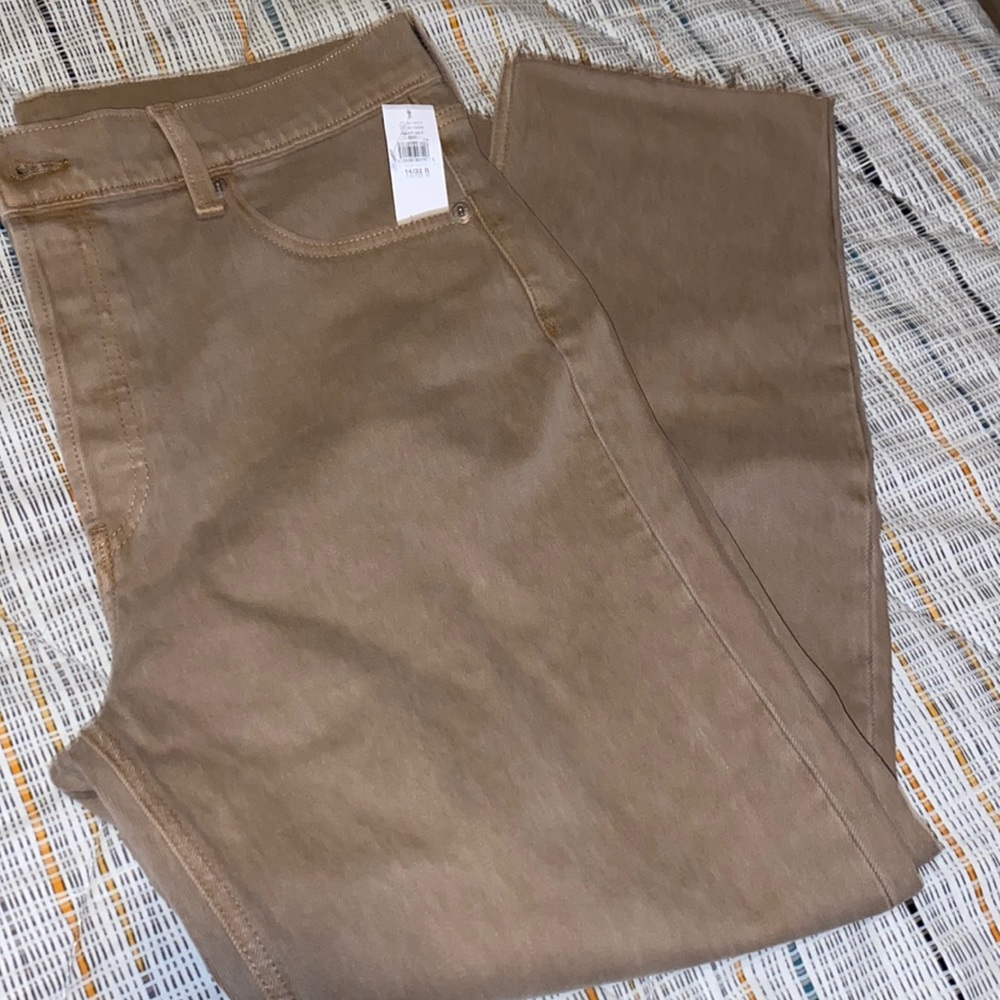 GAP : Cheeky Straight High Rise Khaki NWT